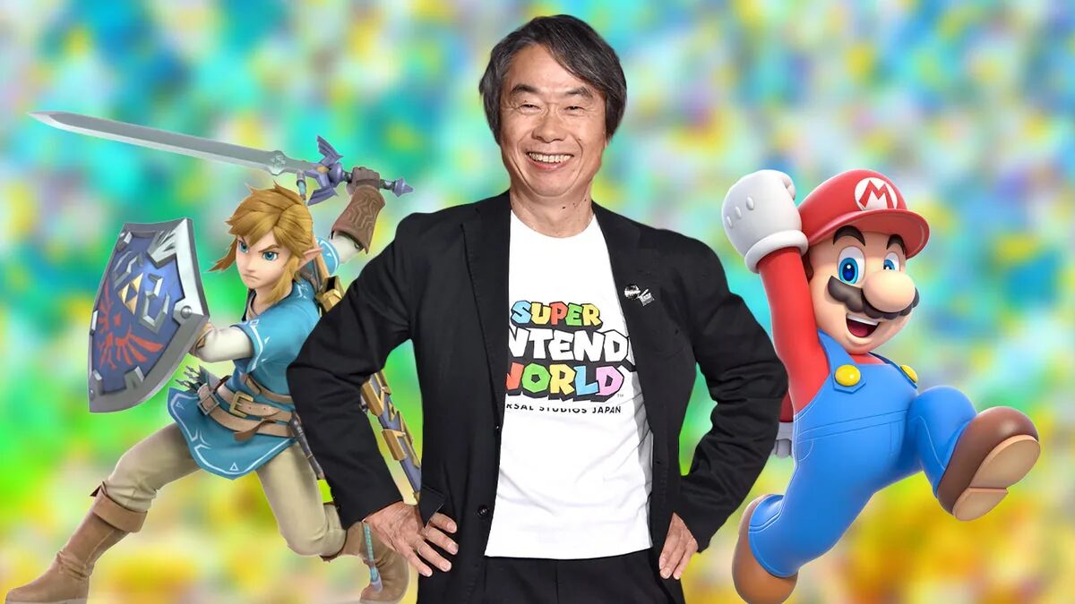 Shigeru Miyamoto sorridente premiato come Persona di Merito Culturale dal governo giapponese